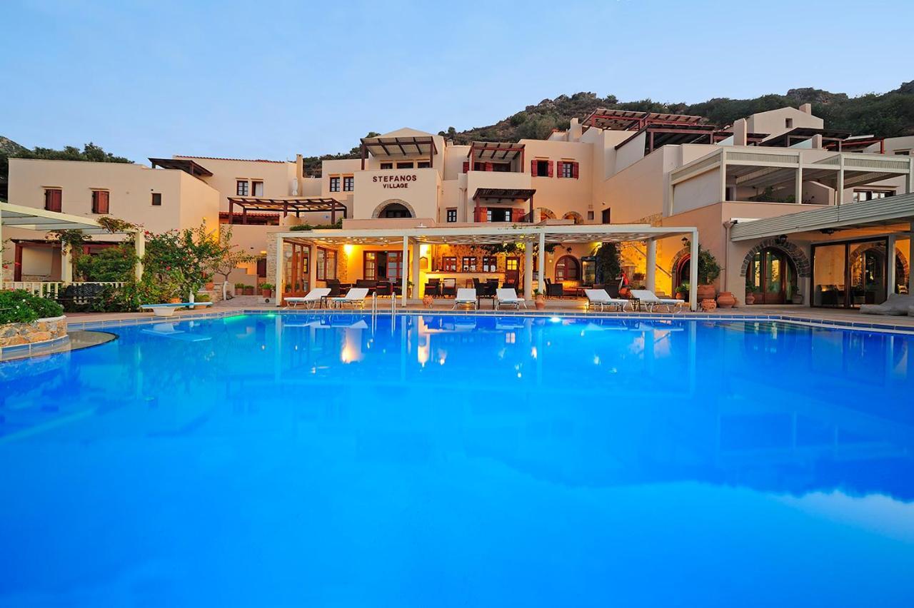 Stefanos Village Hotel Mírthios Exteriér fotografie