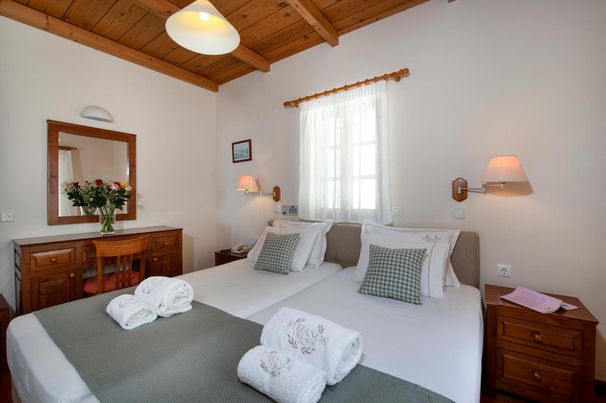 Stefanos Village Hotel Mírthios Exteriér fotografie